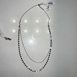 Kendra Scott necklace